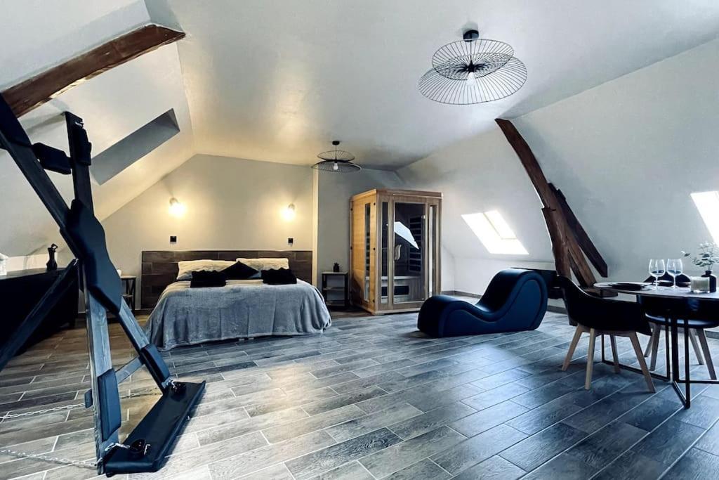 Le / Jacuzzi / Sauna * Chateau-Landon