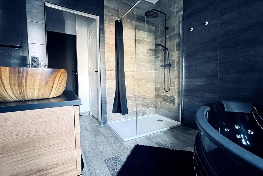 Apartment Le / Jacuzzi / Sauna *